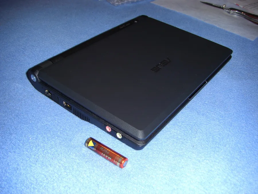 1002-eeepc-08.webp